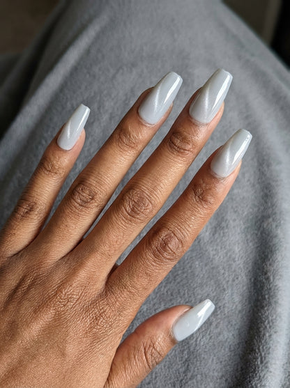 Lunar Mist Press-On Nails With Application Kit