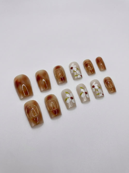 Amber Bloom Press-On Nails With Application Kit